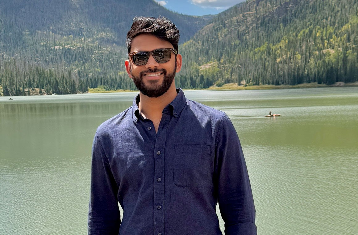 Teja in front of lake