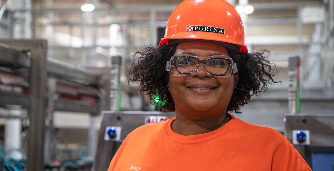 Close up of Purina factory worker in Hartwell