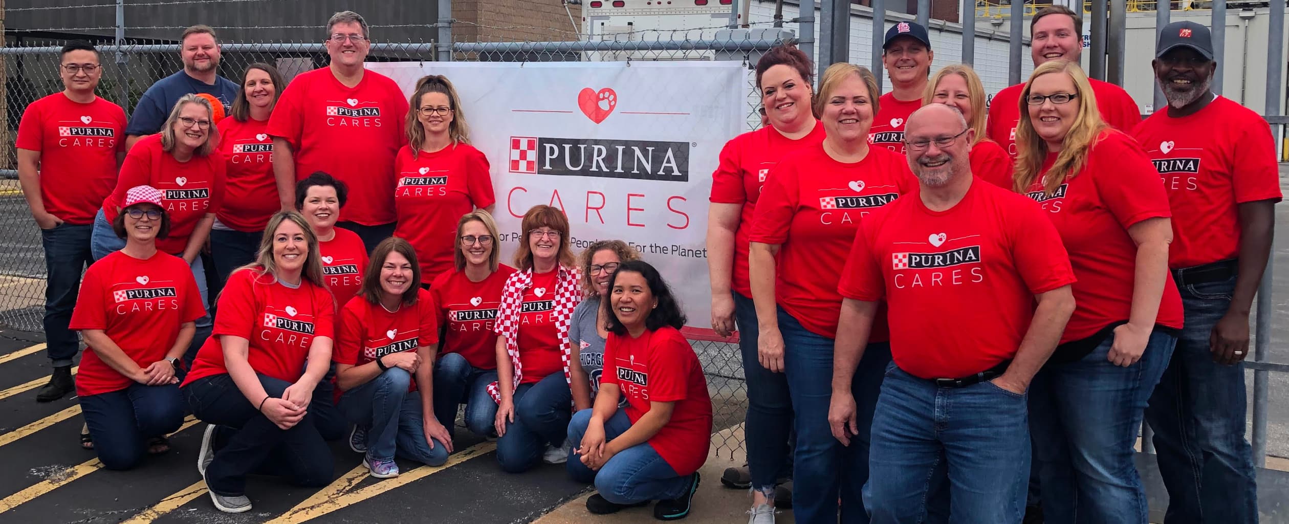 Purina Cares Group Photo