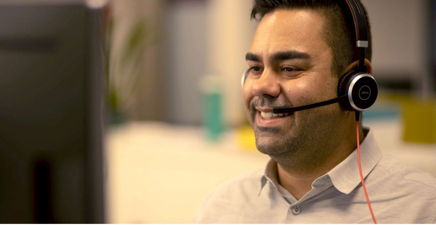 employee answering calls