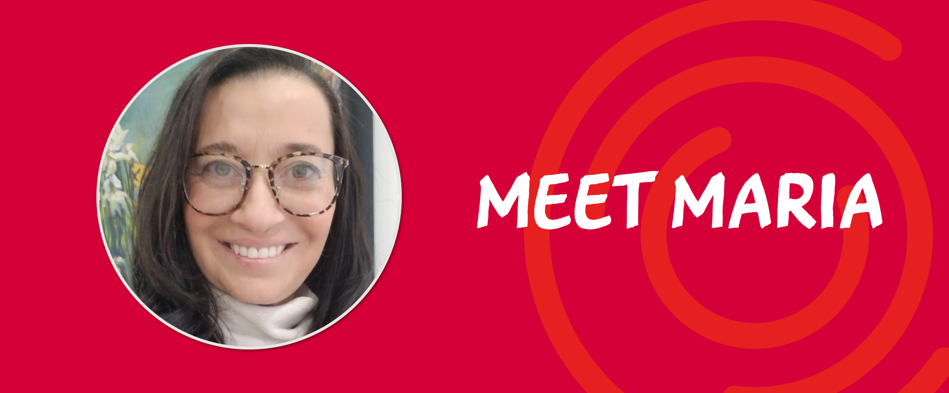 Woman smiling wearing glasses - Meet Maria