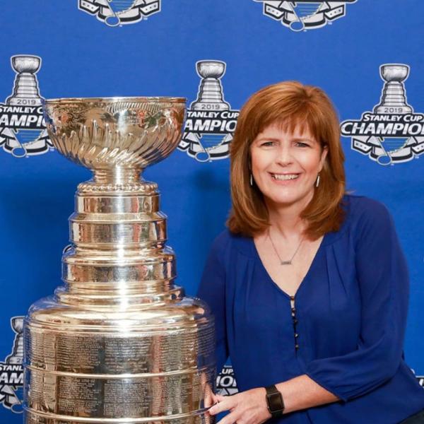 meet-amy Ammy with cup