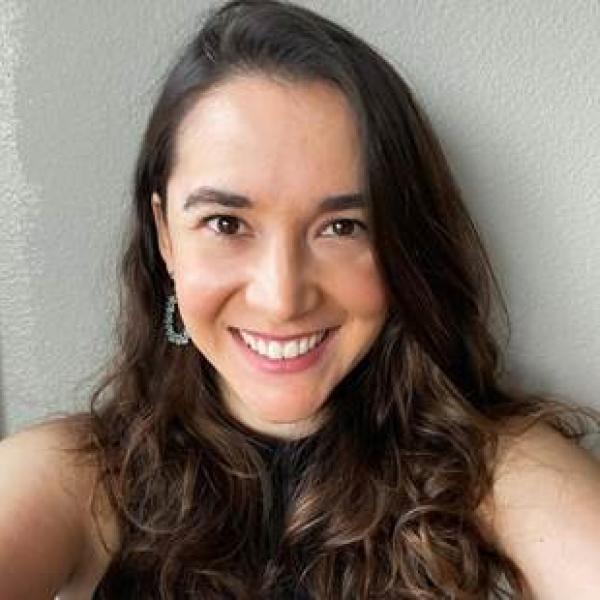 Amanda Nestlé employee smiling at the camera