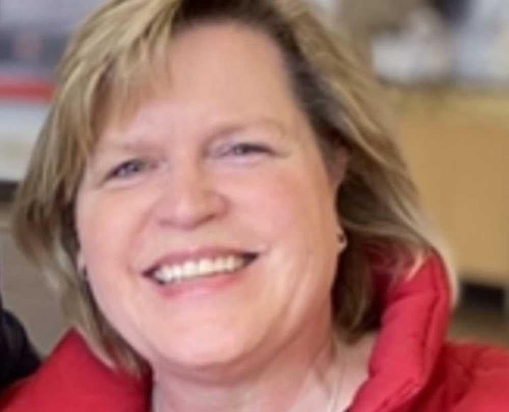 Headshot of Sue